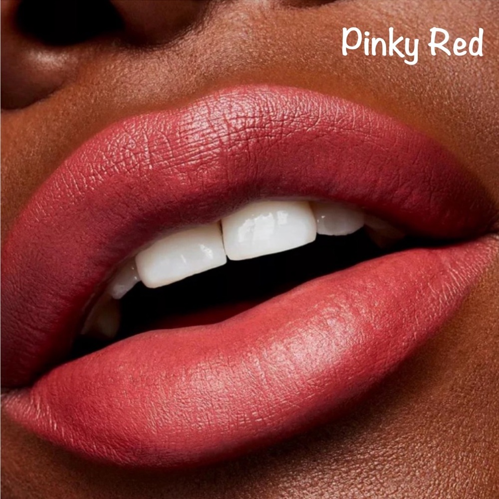 βοΈ FOREVER CURIOUS a MAC MATTE LIPSTICK. RETAIL $25. **NEW IN THE BOX. - Picture 2 of 7